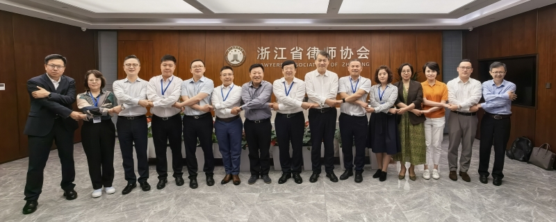 合影.jpg